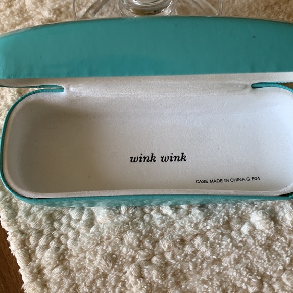 Kate Spade eyeglass case - Picture 2 of 3